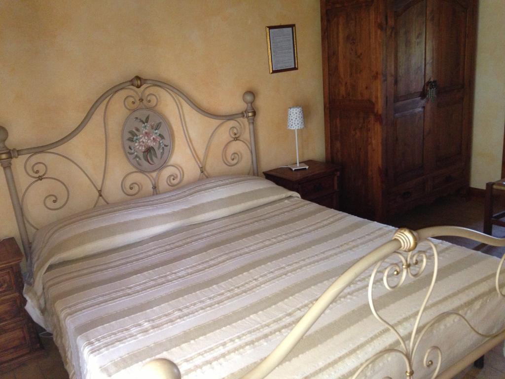 La Locanda Del Tevere Guest House ฟิอาโน โรมาโน ห้อง รูปภาพ